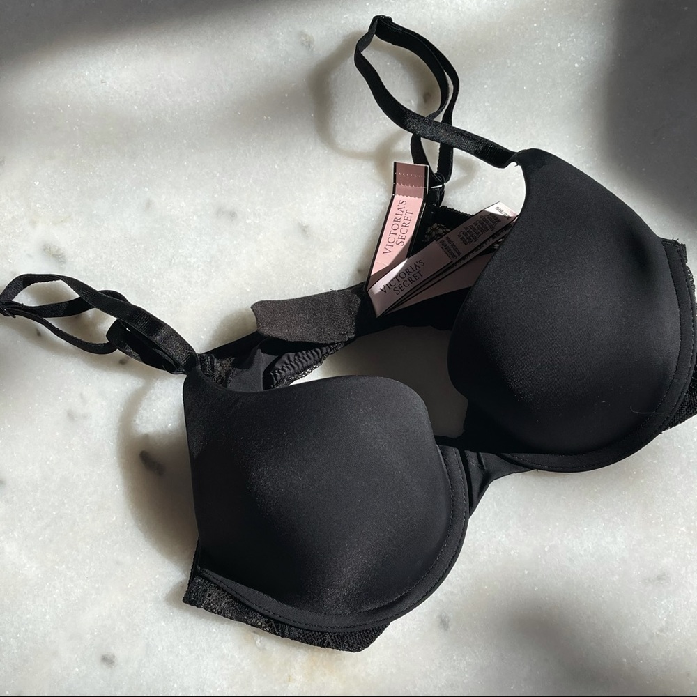 victoria’s secret t-shirt push up bra